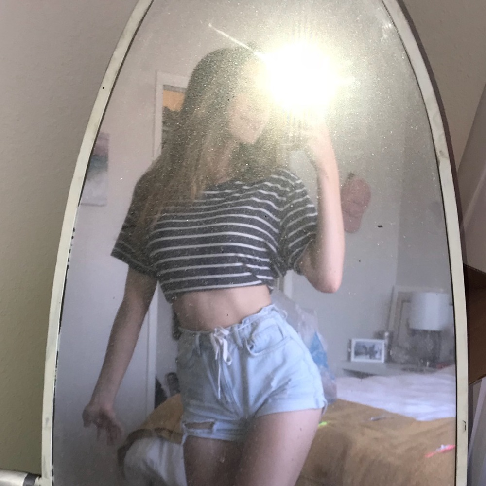 Meet your Posher, Julia